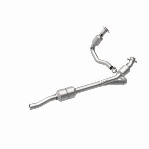Dodge Ram 1500 Catalytic Converter - Magnaflow - California Grade CARB Compliant Direct-Fit - `02-`03