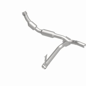 Ford F-150 Catalytic Converter - Magnaflow - Direct Fit - `02-`03