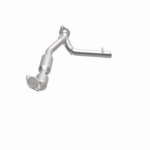 Lincoln Navigator Catalytic Converter - Magnaflow - California Direct-Fit - `03-`04