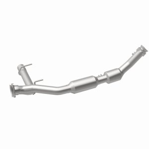 Lincoln Navigator Catalytic Converter - Magnaflow - California Direct-Fit - `03-`04
