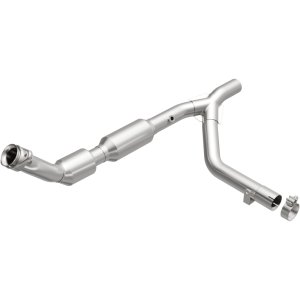 Ford F-150 Catalytic Converter - Magnaflow - Direct Fit - `02-`03