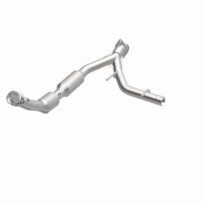 Ford Expedition Catalytic Converter - Magnaflow - Direct Fit - `03-`04