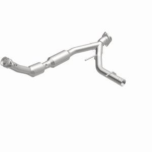 Ford Expedition Catalytic Converter - Magnaflow - Direct Fit - `03-`04