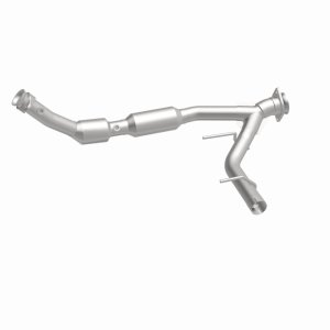 Ford Expedition Catalytic Converter - Magnaflow - Direct Fit - `03-`04