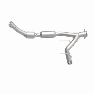 Ford Expedition Catalytic Converter - Magnaflow - Direct Fit - `03-`04