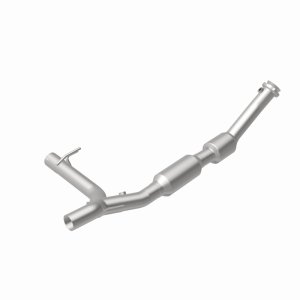 Ford F-150 Catalytic Converter - Magnaflow - Direct Fit, CARB Compliant - `02-`03