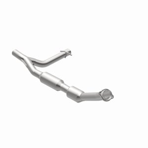 Ford F-150 Catalytic Converter - Magnaflow - Direct Fit, CARB Compliant - `02-`03