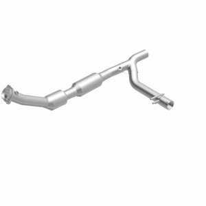Ford F-150 Catalytic Converter - Magnaflow - Direct Fit, CARB Compliant - `02-`03