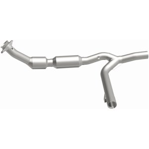 Ford F-150 Catalytic Converter - Magnaflow - California Grade CARB Compliant - `02-`03