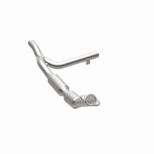 Ford F-150 Catalytic Converter - Magnaflow - California Grade CARB Compliant - `02-`03