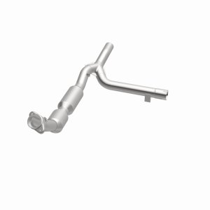 Ford F-150 Catalytic Converter - Magnaflow - California Grade CARB Compliant - `02-`03