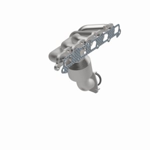 GMC Canyon Catalytic Converter - Magnaflow - Direct Fit - `04-`06