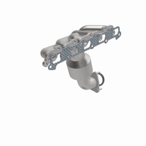 GMC Canyon Catalytic Converter - Magnaflow - Direct Fit - `04-`06