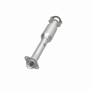 Nissan Pathfinder Armada Catalytic Converter - Magnaflow - Direct-Fit - 2004