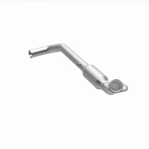 Ford F-150 Catalytic Converter - Magnaflow - California Grade CARB Compliant - `05-`06