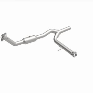 Ford F-150 Catalytic Converter - Magnaflow - California Grade CARB Compliant Direct-Fit - 2006