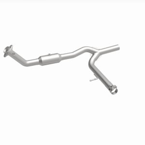 Ford F-150 Catalytic Converter - Magnaflow - California Grade CARB Compliant Direct-Fit - 2006