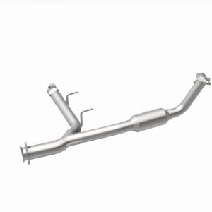Ford Expedition Catalytic Converter - Magnaflow - California Grade CARB Compliant Direct-Fit - `05-`06