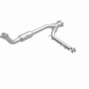 Lincoln Navigator Catalytic Converter - Driver Side - Magnaflow - California Grade, Direct-Fit - `05-`06