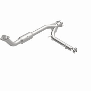 Lincoln Navigator Catalytic Converter - Driver Side - Magnaflow - California Grade, Direct-Fit - `05-`06