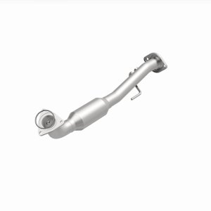 GMC Yukon XL 1500 Catalytic Converter - Magnaflow - Direct Fit - `04-`06