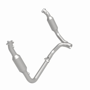 Dodge Ram 1500 Catalytic Converter - Magnaflow - Direct Fit - 2006