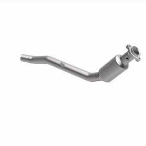 Land Rover LR3 Catalytic Converter - Magnaflow - California Grade CARB Compliant Direct-Fit - `05-`06