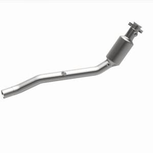 Land Rover LR3 Catalytic Converter - Magnaflow - California Grade CARB Compliant Direct-Fit - `05-`06