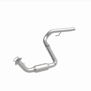 Cadillac Escalade Catalytic Converter - Magnaflow - CARB Compliant Direct-Fit - `04-`06
