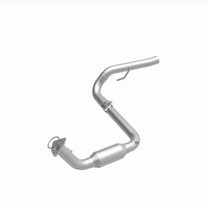 Cadillac Escalade Catalytic Converter - Magnaflow - CARB Compliant Direct-Fit - `04-`06
