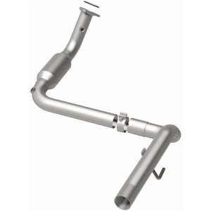GMC Yukon XL 1500 Catalytic Converter - Magnaflow - CARB Compliant Direct-Fit - `04-`06