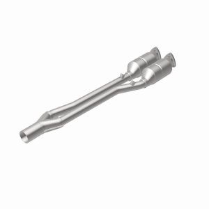 Volkswagen R32 Catalytic Converter - Magnaflow - OEM Grade Direct-Fit - 2004 Volkswagen R32 Catalytic Converter - Magnaflow - OEM Grade Direct-Fit - 2004