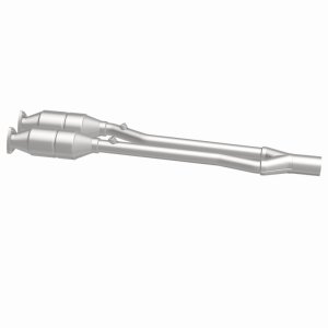 Volkswagen R32 Catalytic Converter - Magnaflow - OEM Grade Direct-Fit - 2004 Volkswagen R32 Catalytic Converter - Magnaflow - OEM Grade Direct-Fit - 2004