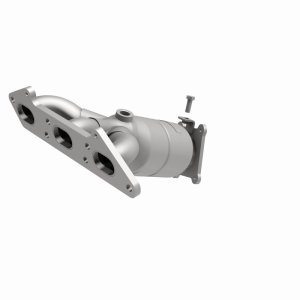 Volvo S80 Catalytic Converter - Magnaflow - OEM Grade Direct-Fit - `02-`04