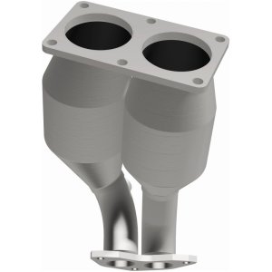 Nissan Sentra Catalytic Converter - Front - Magnaflow - Direct-Fit - `00-`02 Nissan Sentra Catalytic Converter - Front - Magnaflow - Direct-Fit - `00-`02