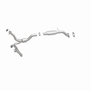 GMC Jimmy Catalytic Converter - Magnaflow - OEM Grade Direct-Fit - `00-`01
