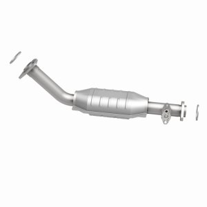 Toyota Tundra Catalytic Converter - Magnaflow - OEM Grade Direct-Fit - `00-`02