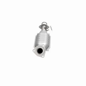 Toyota Tundra Catalytic Converter - Magnaflow - OEM Grade Direct-Fit - `00-`02