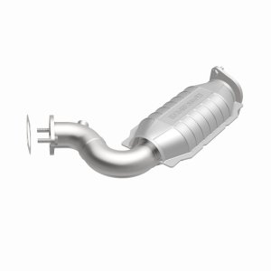 Cadillac CTS Catalytic Converter - Driver Side - Magnaflow - OEM Grade Direct-Fit - `08-`11