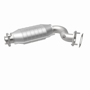 Cadillac CTS Catalytic Converter - Driver Side - Magnaflow - OEM Grade Direct-Fit - `08-`11