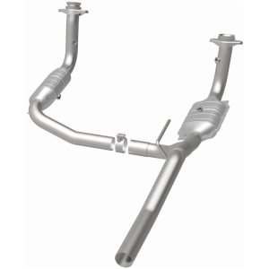 Dodge Nitro Catalytic Converter - Magnaflow - Direct-Fit, OEM Grade - `07-`08