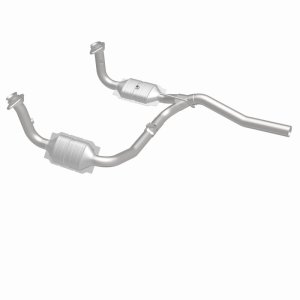 Jeep Liberty Catalytic Converter - Magnaflow - Direct-Fit, OEM Grade - 2008