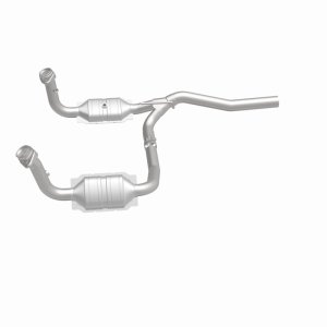 Jeep Liberty Catalytic Converter - Magnaflow - Direct-Fit, OEM Grade - 2008