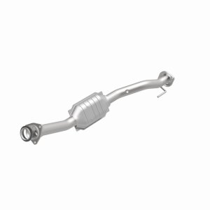 Chevrolet Trailblazer Catalytic Converter - Magnaflow - OEM Grade Direct-Fit - `02-`05