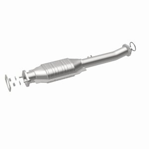 Nissan Titan Catalytic Converter - Magnaflow - Direct-Fit - `04-`15