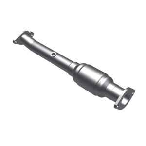 Nissan Titan Catalytic Converter - Magnaflow - Direct-Fit - `04-`15