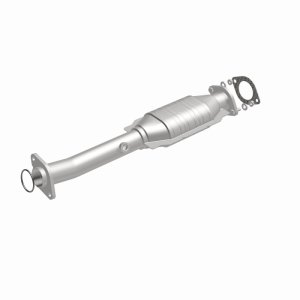 Nissan Titan Catalytic Converter - Magnaflow - Direct-Fit - `04-`15