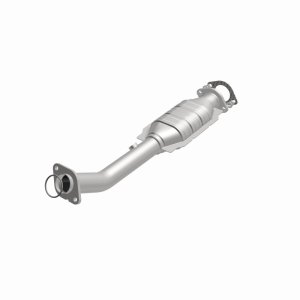 Nissan Armada Catalytic Converter - Rear - Magnaflow - OEM Grade Direct-Fit - `05-`15