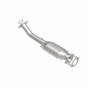 Nissan Armada Catalytic Converter - Rear - Magnaflow - OEM Grade Direct-Fit - `05-`15