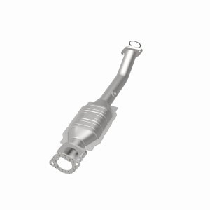 Nissan Titan Catalytic Converter - Rear - Magnaflow - OEM Grade Direct-Fit - `04-`15